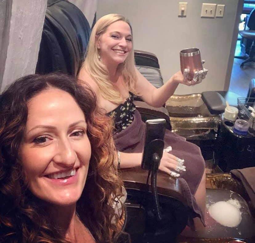 70866102_10156698496738786_4285082716531064832_n The Perfect Girls Weekend!